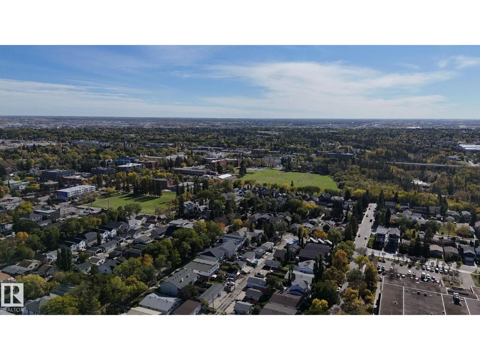 8823-8825 95 ST NW