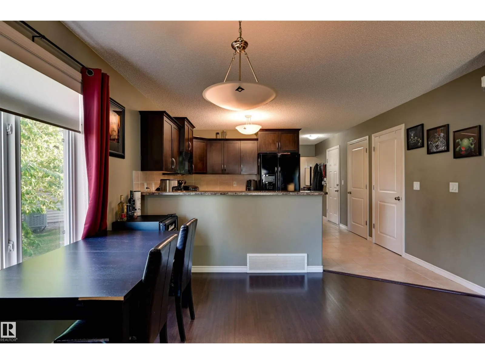 #49 10 WOODCREST LN