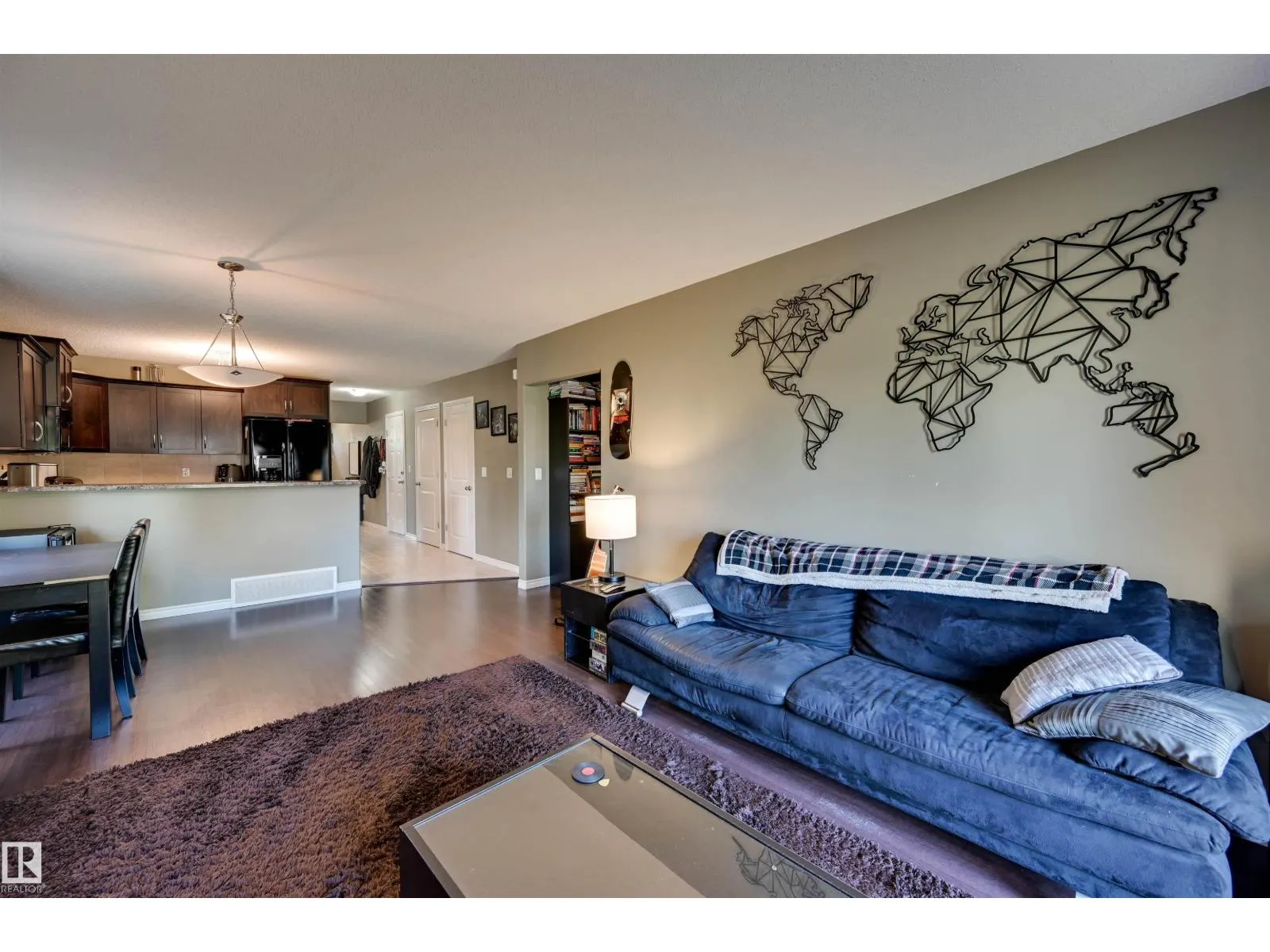 #49 10 WOODCREST LN