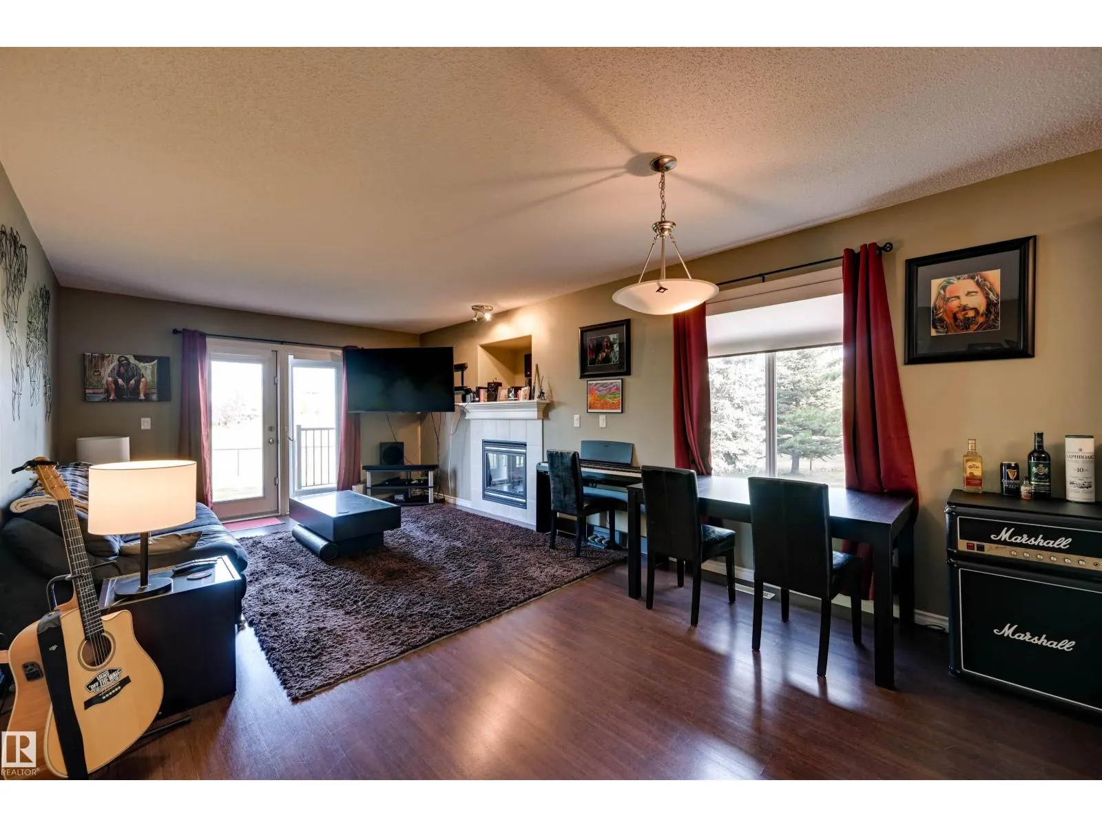 #49 10 WOODCREST LN