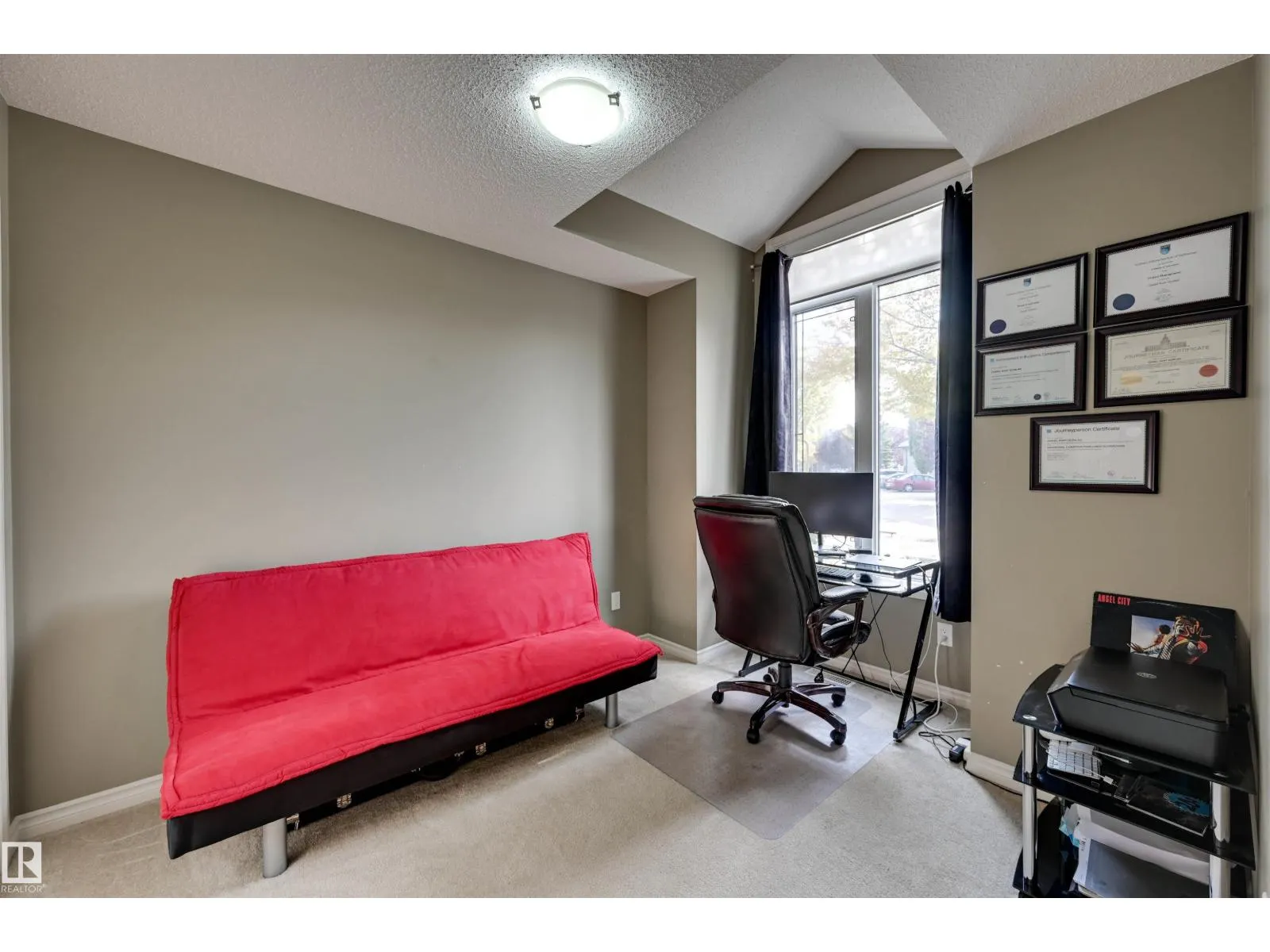 #49 10 WOODCREST LN