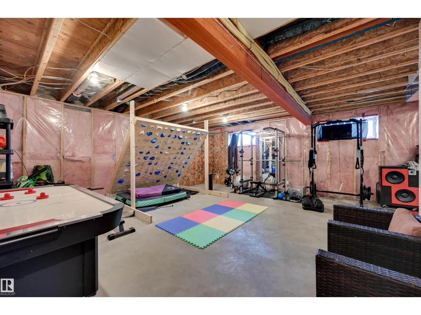 #49 10 WOODCREST LN