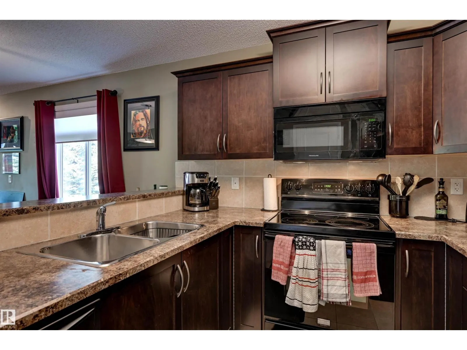 #49 10 WOODCREST LN