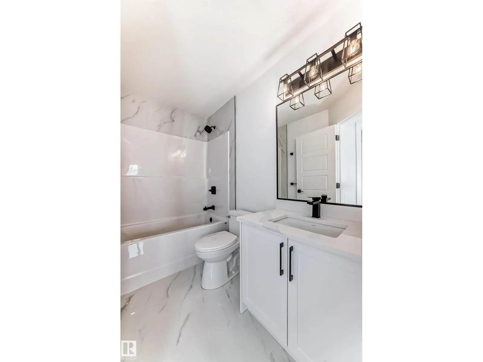 11519 & 11521 67 ST NW