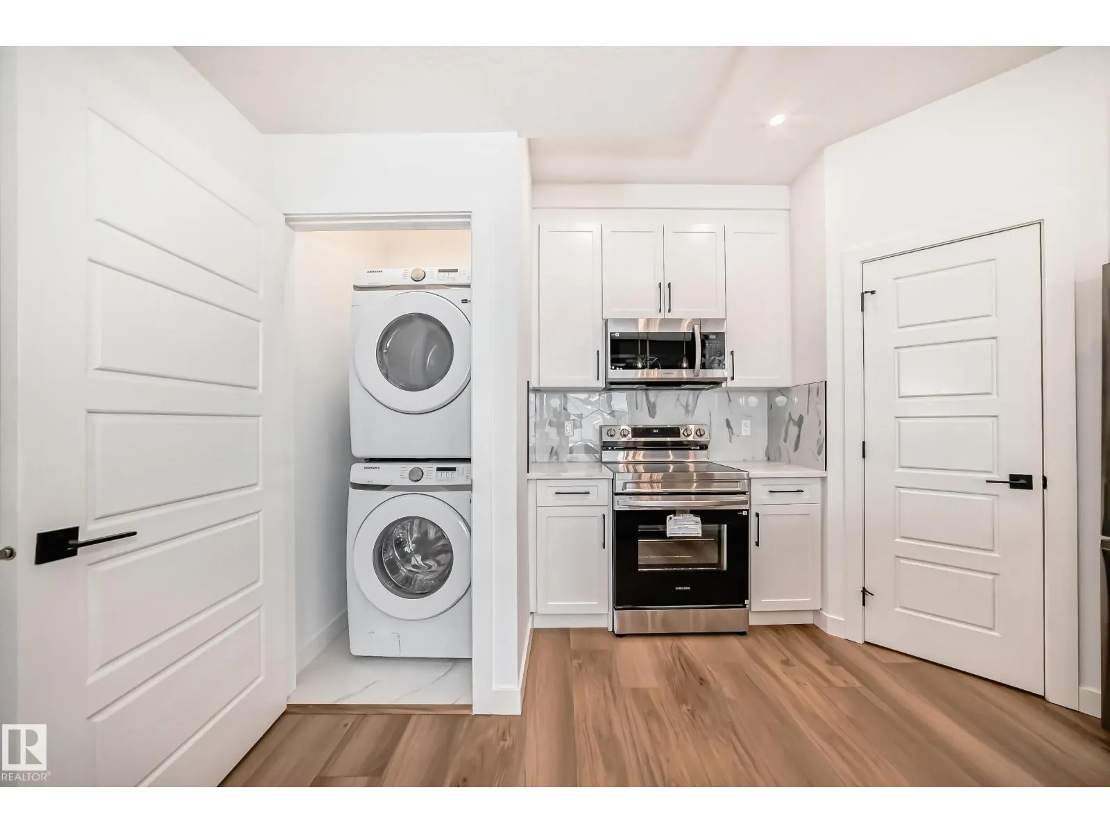 11519 & 11521 67 ST NW