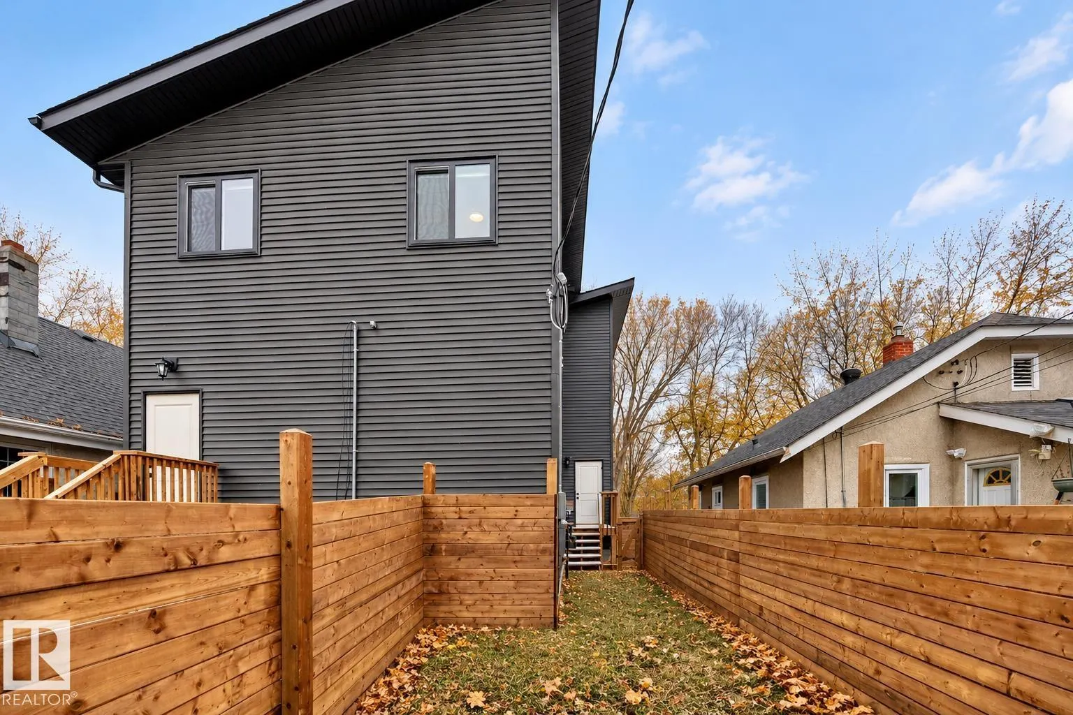 11519 & 11521 67 ST NW