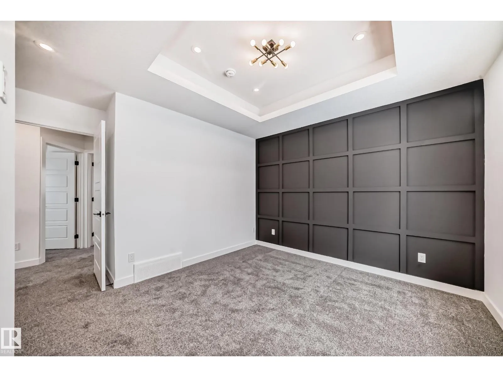 11519 & 11521 67 ST NW
