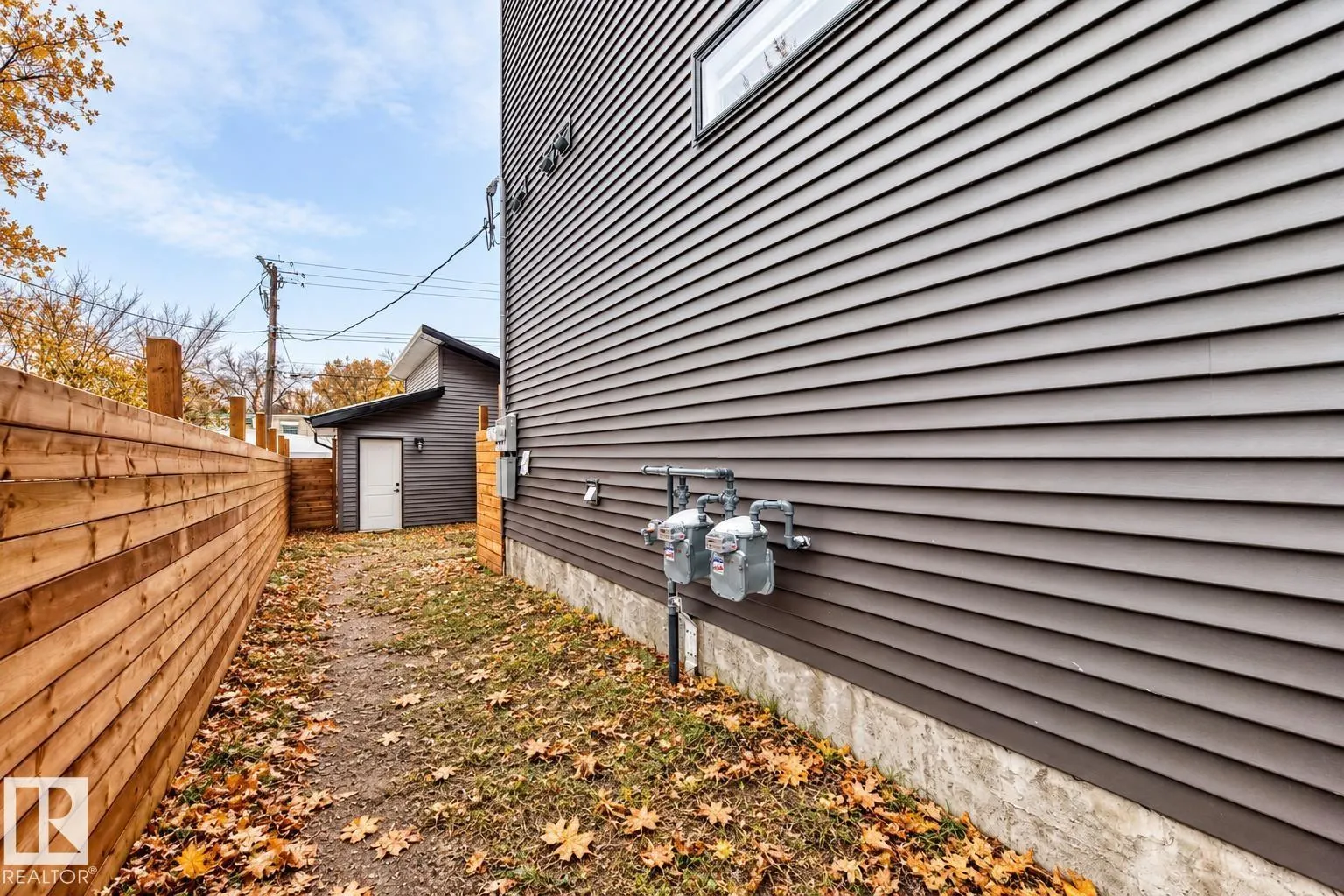 11519 & 11521 67 ST NW