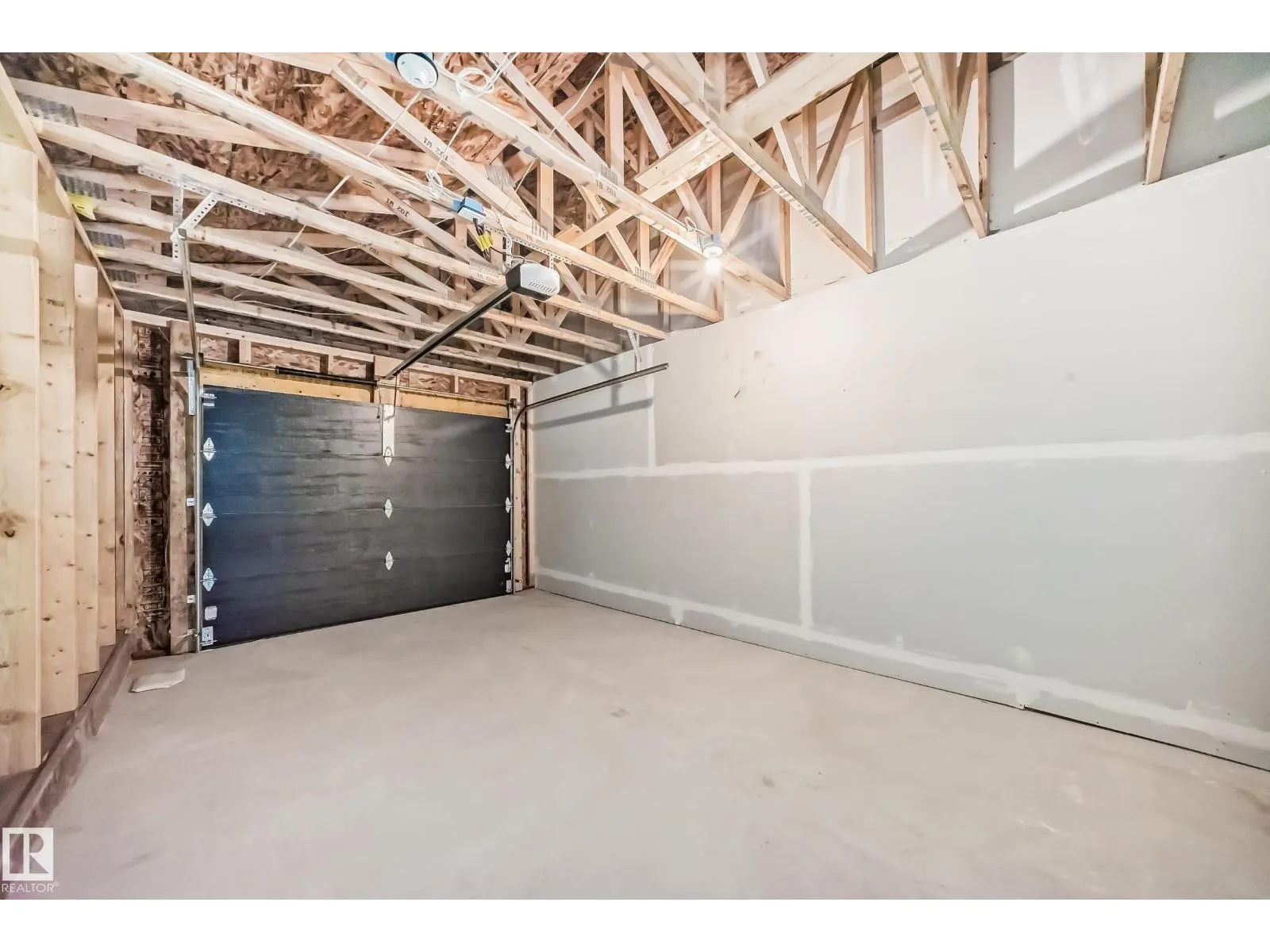 11519 & 11521 67 ST NW