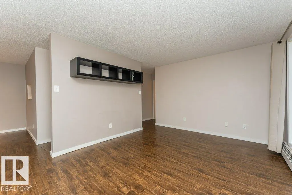 #203 8503 108 ST NW