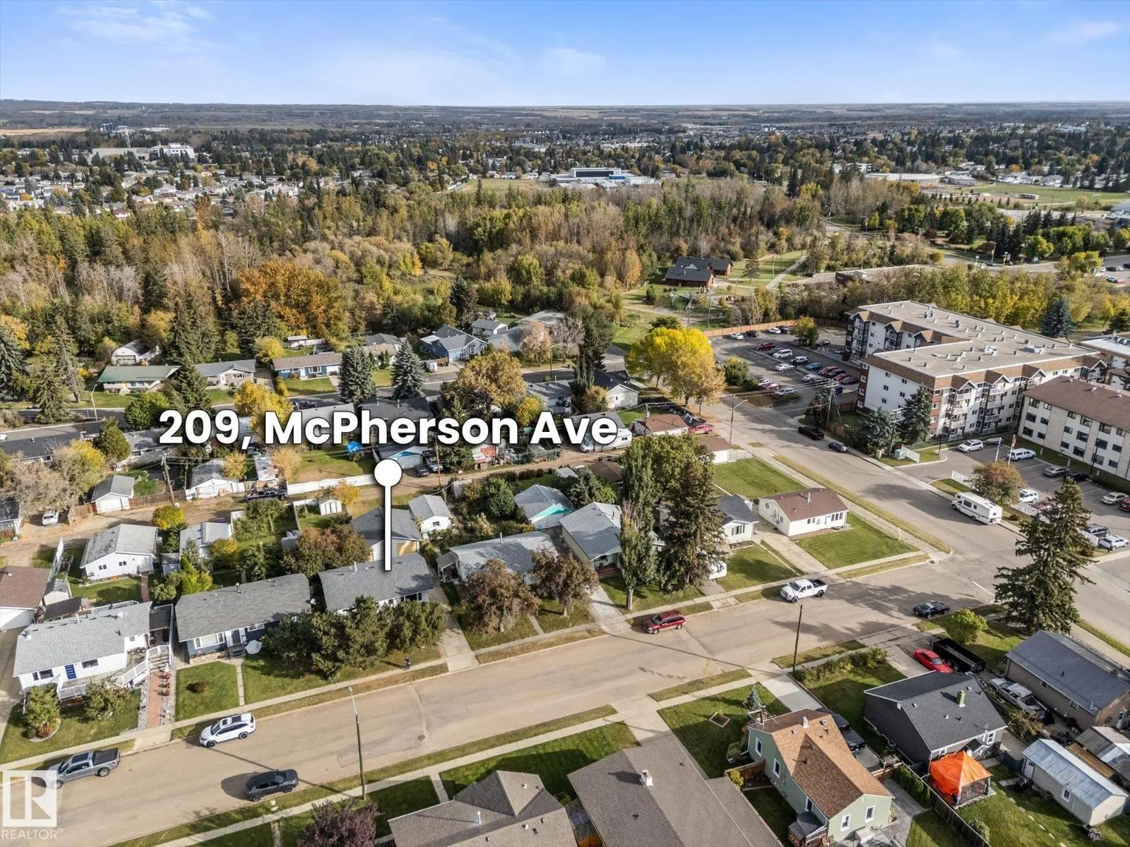 209 MCPHERSON AV