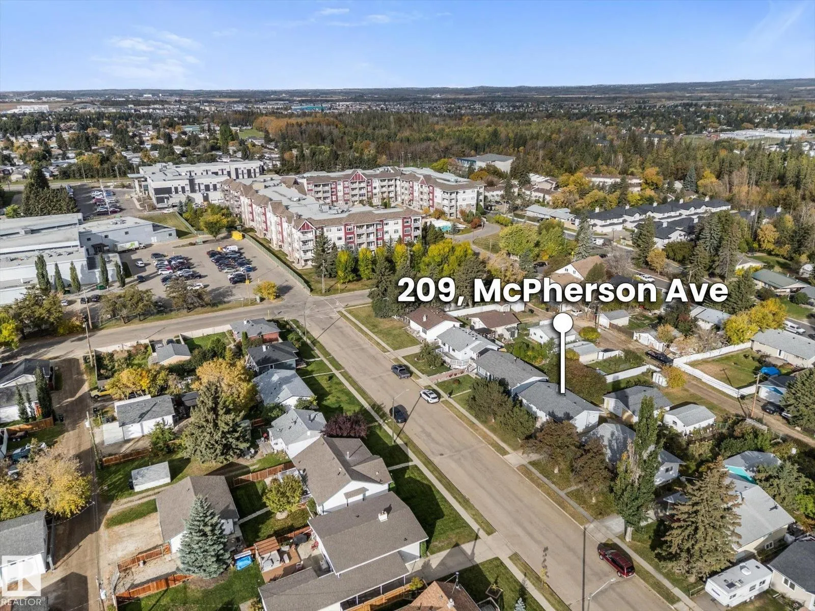 209 MCPHERSON AV