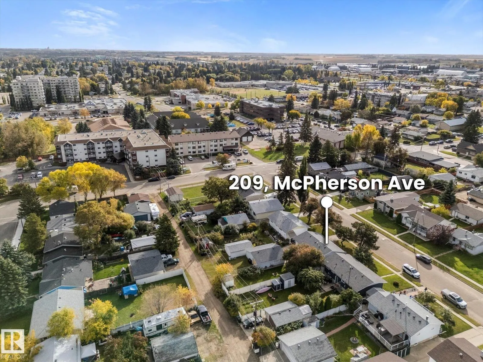 209 MCPHERSON AV