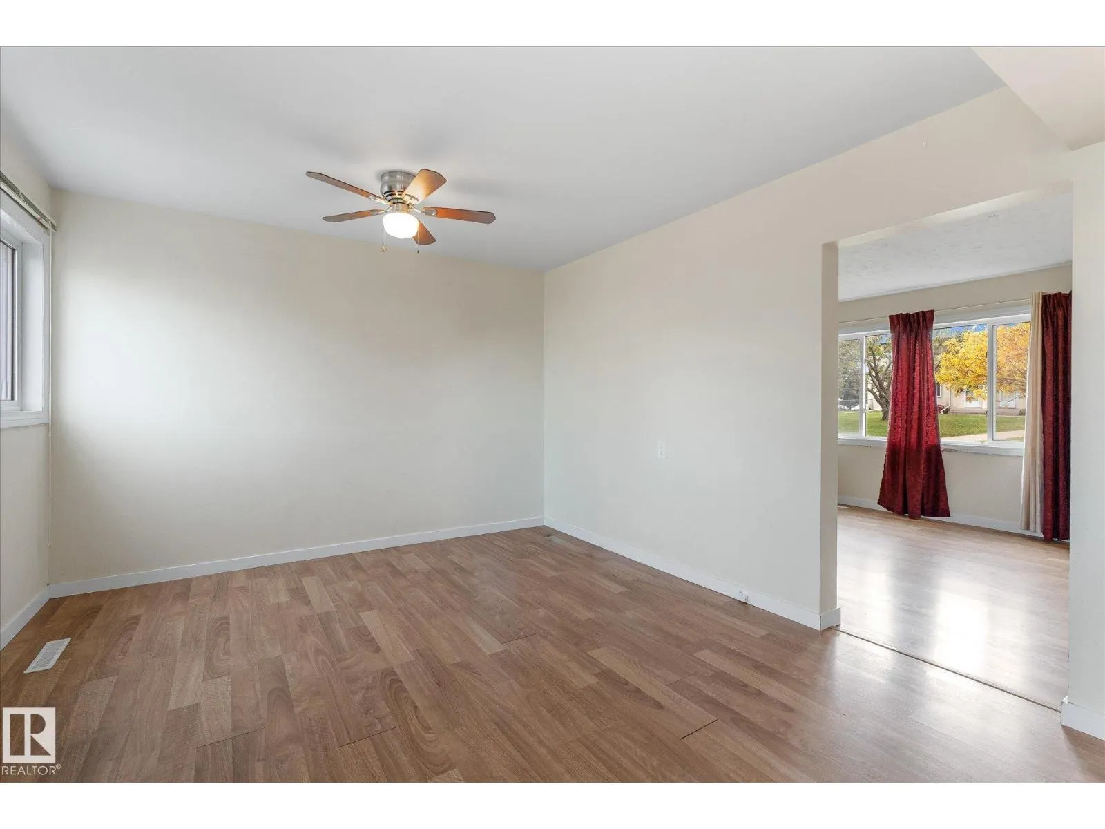 13307 89A ST NW
