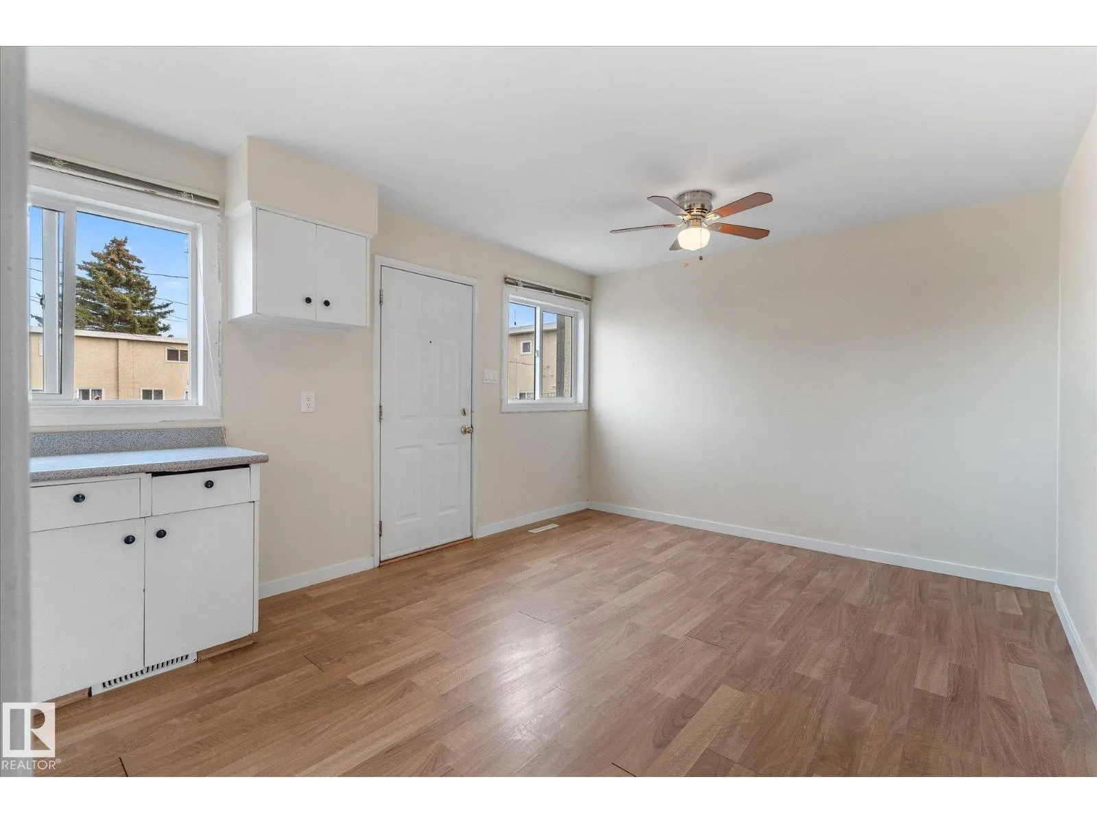 13307 89A ST NW