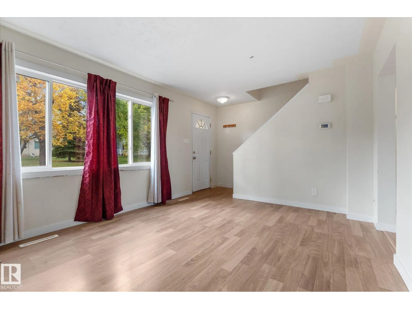 13307 89A ST NW