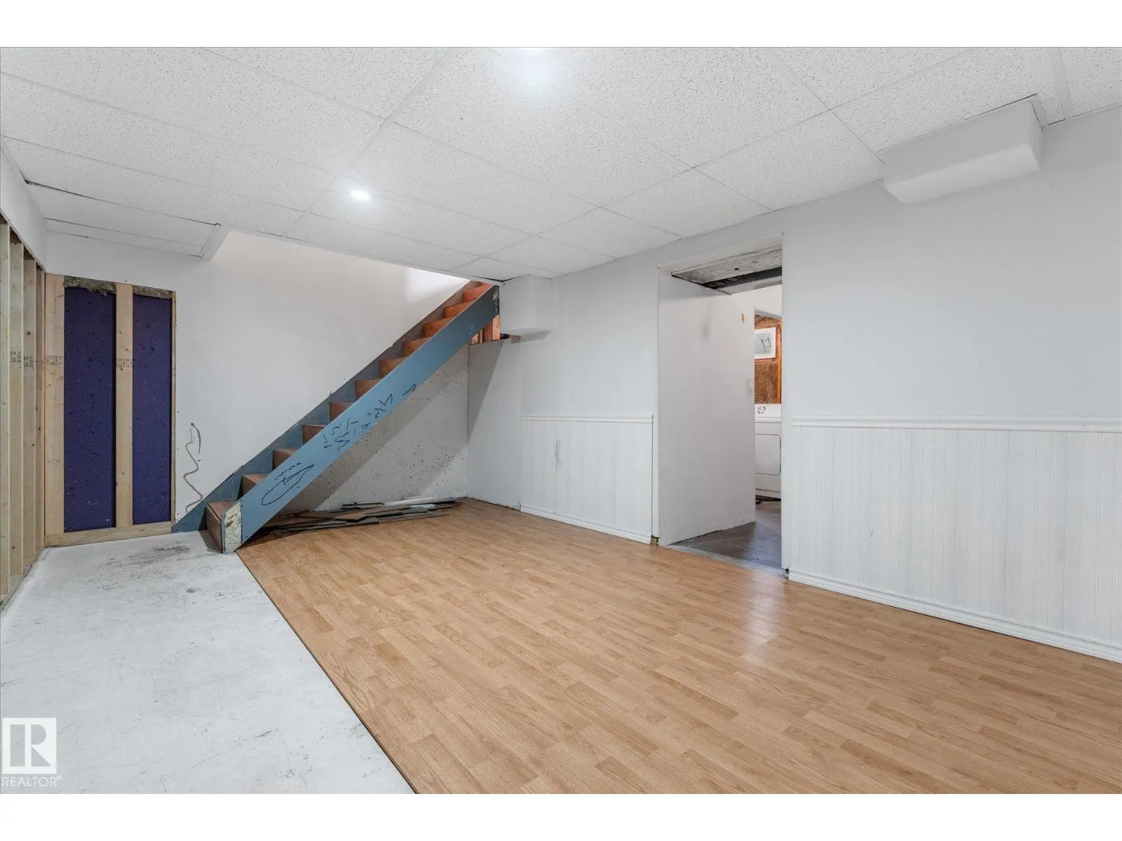 13307 89A ST NW