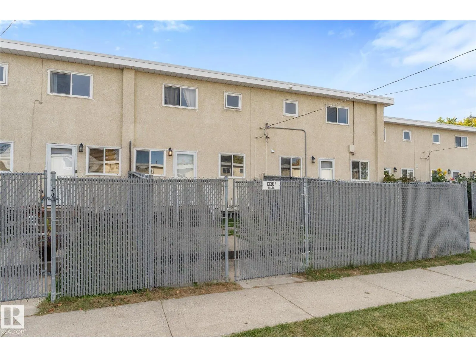 13307 89A ST NW
