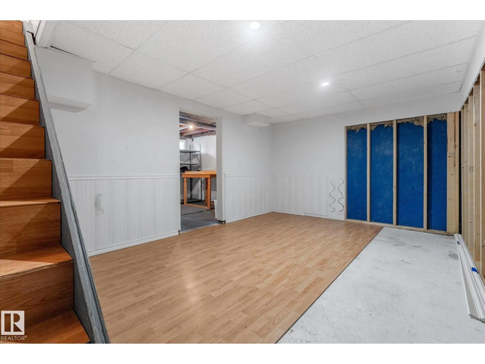 13307 89A ST NW
