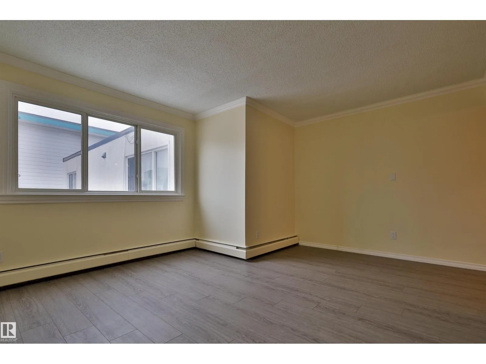 #306 10160 83 AV NW