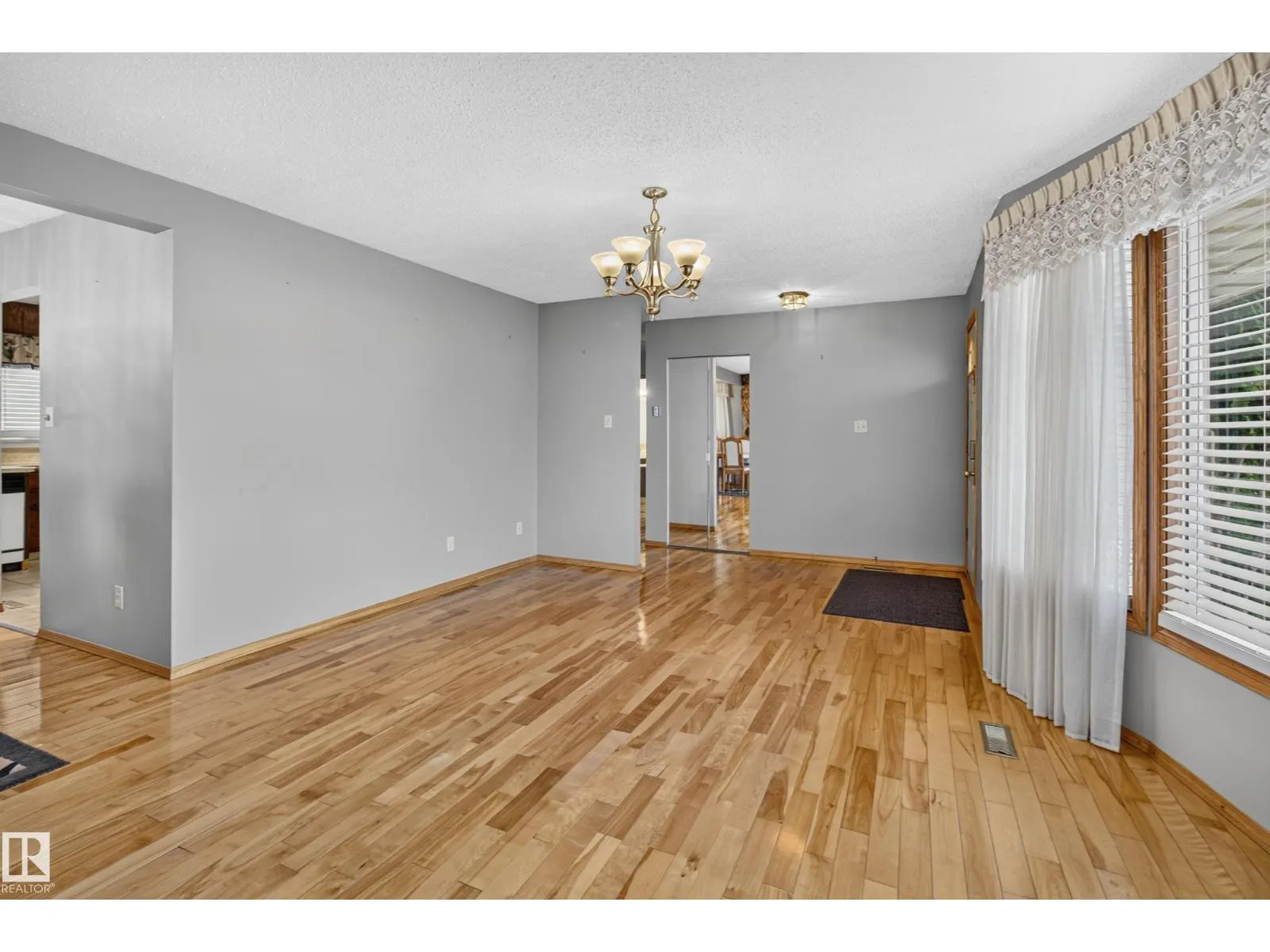 13315 30 ST NW