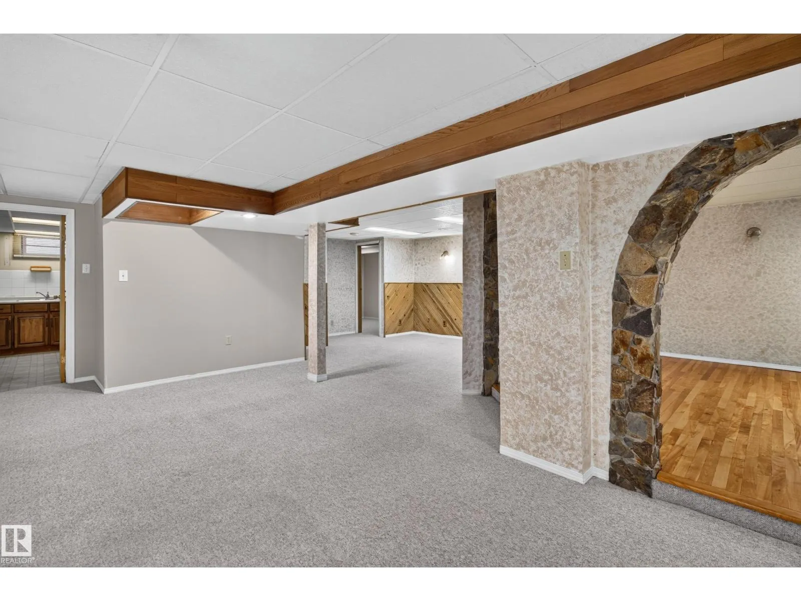 13315 30 ST NW