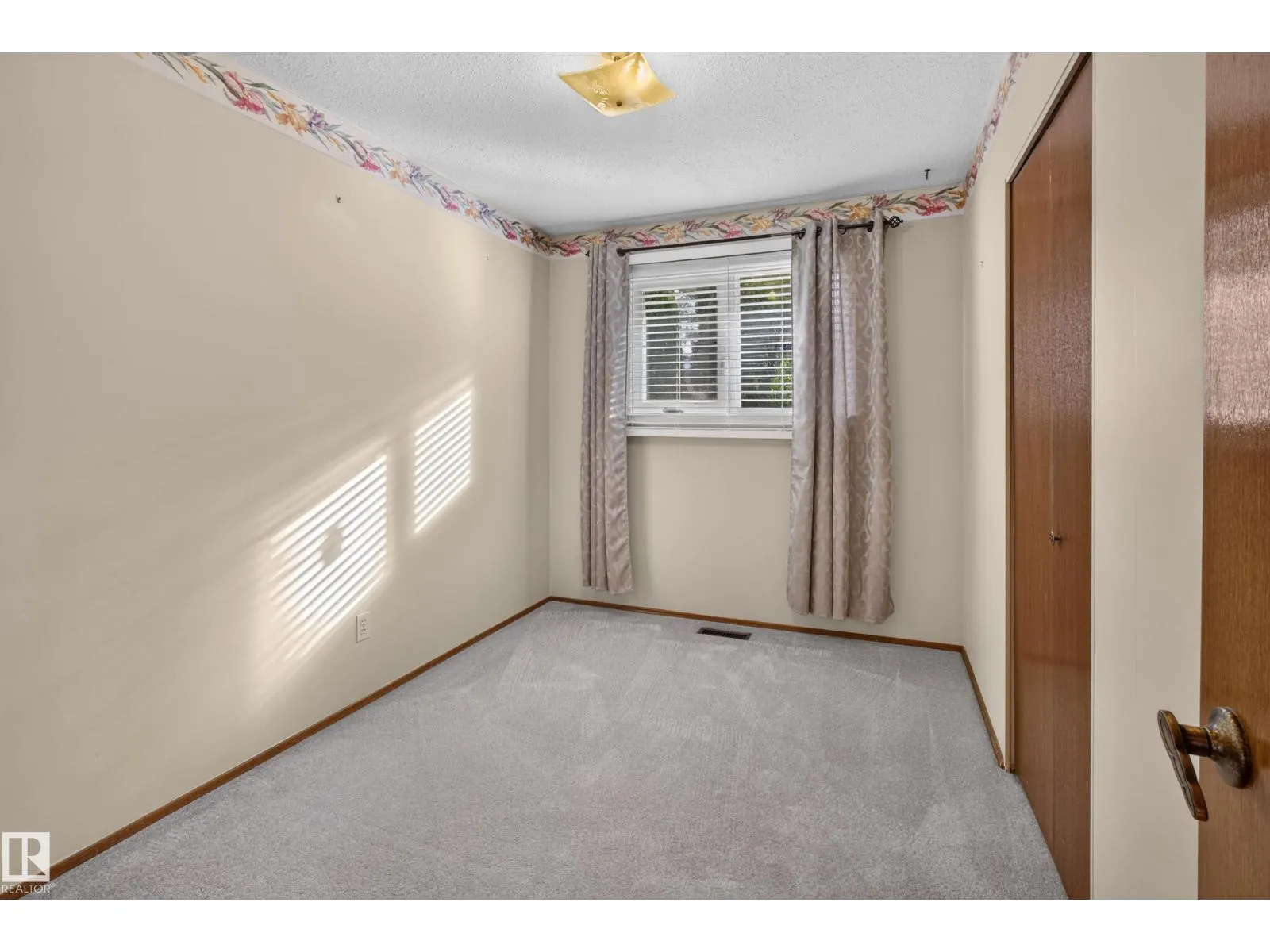 13315 30 ST NW