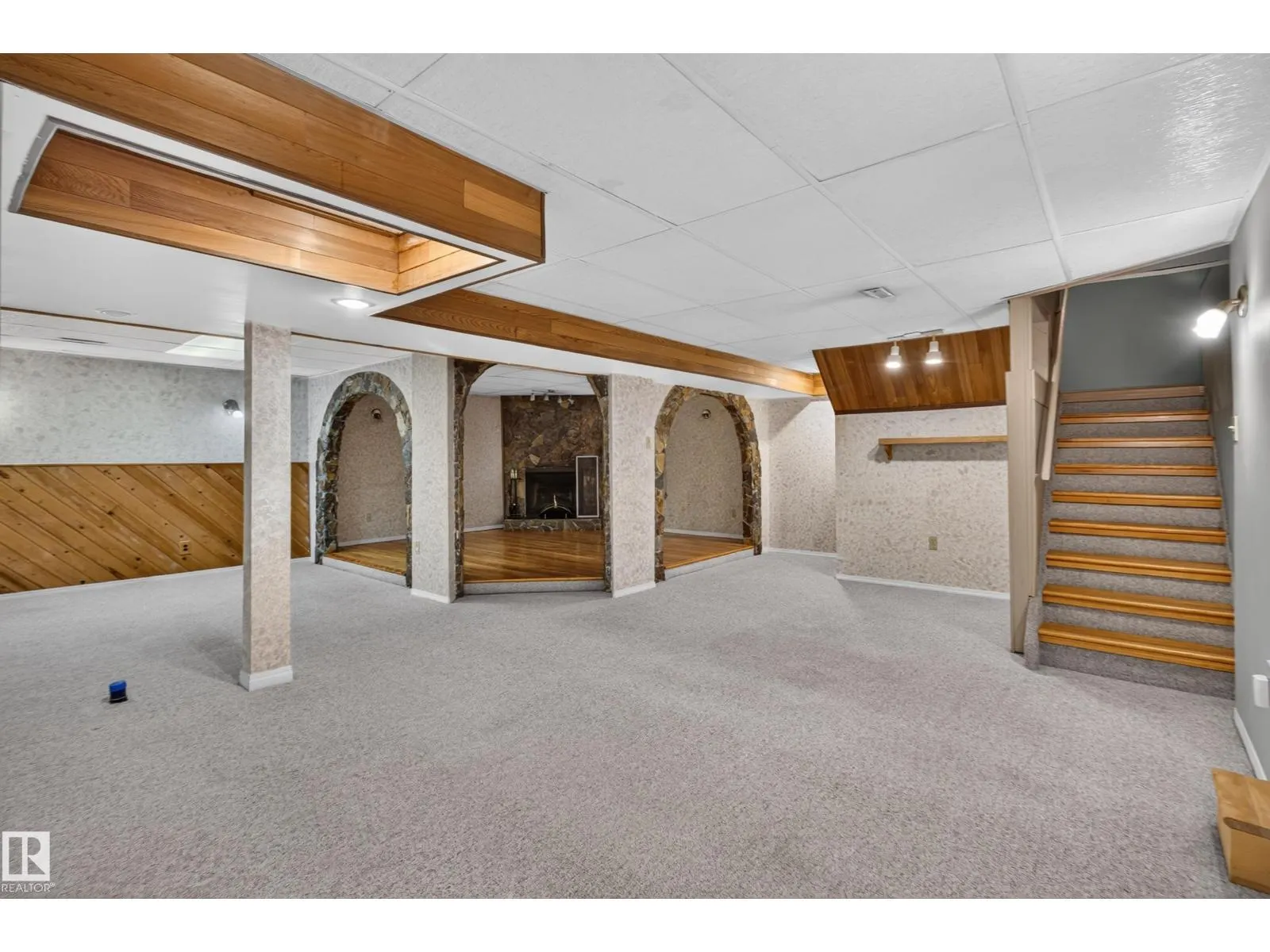 13315 30 ST NW