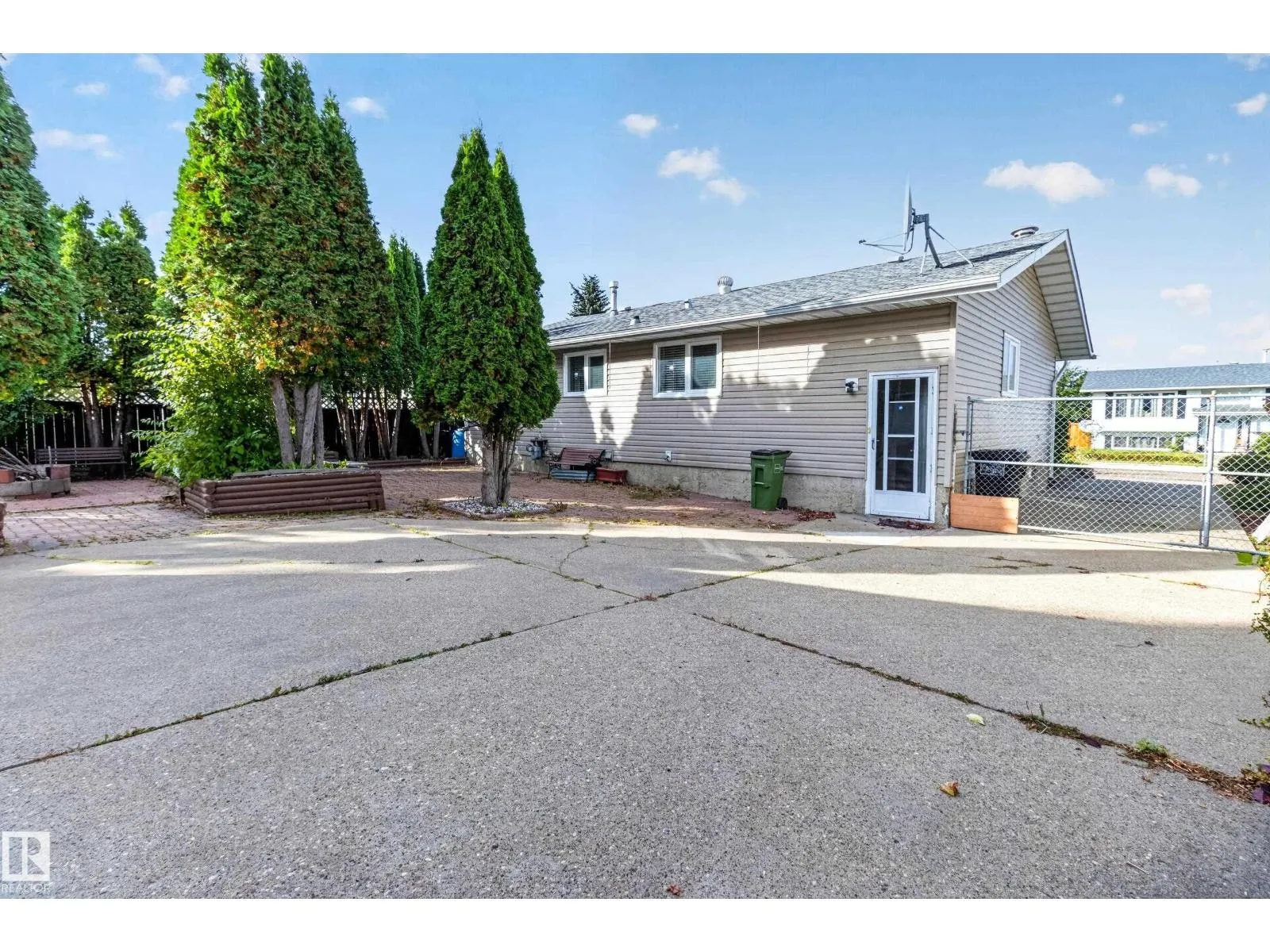 13315 30 ST NW