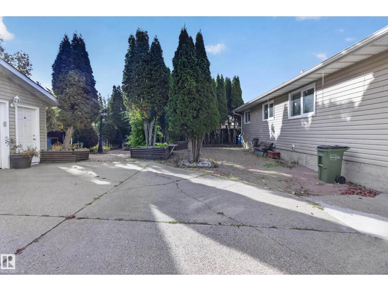 13315 30 ST NW