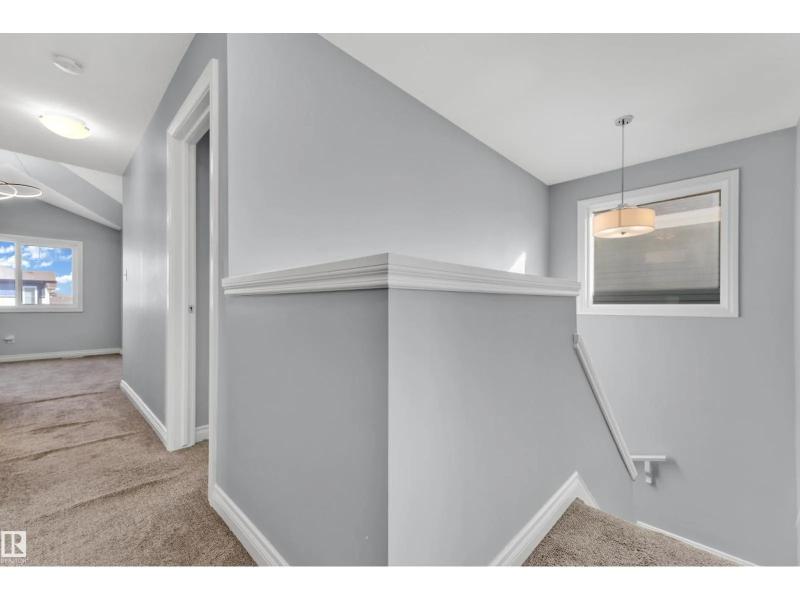 4359 126 AV NW