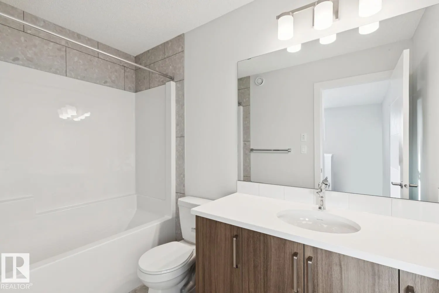 1081 BERG PL