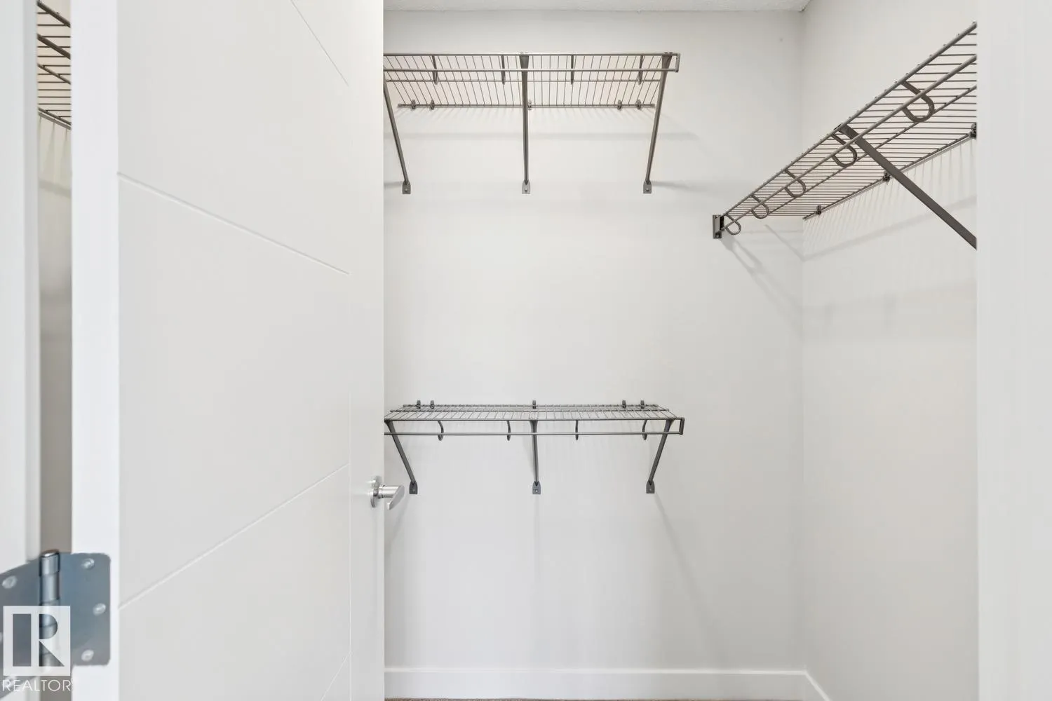 1081 BERG PL