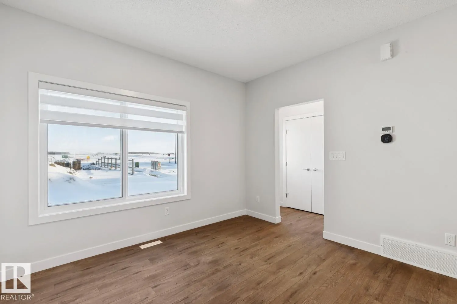 1081 BERG PL