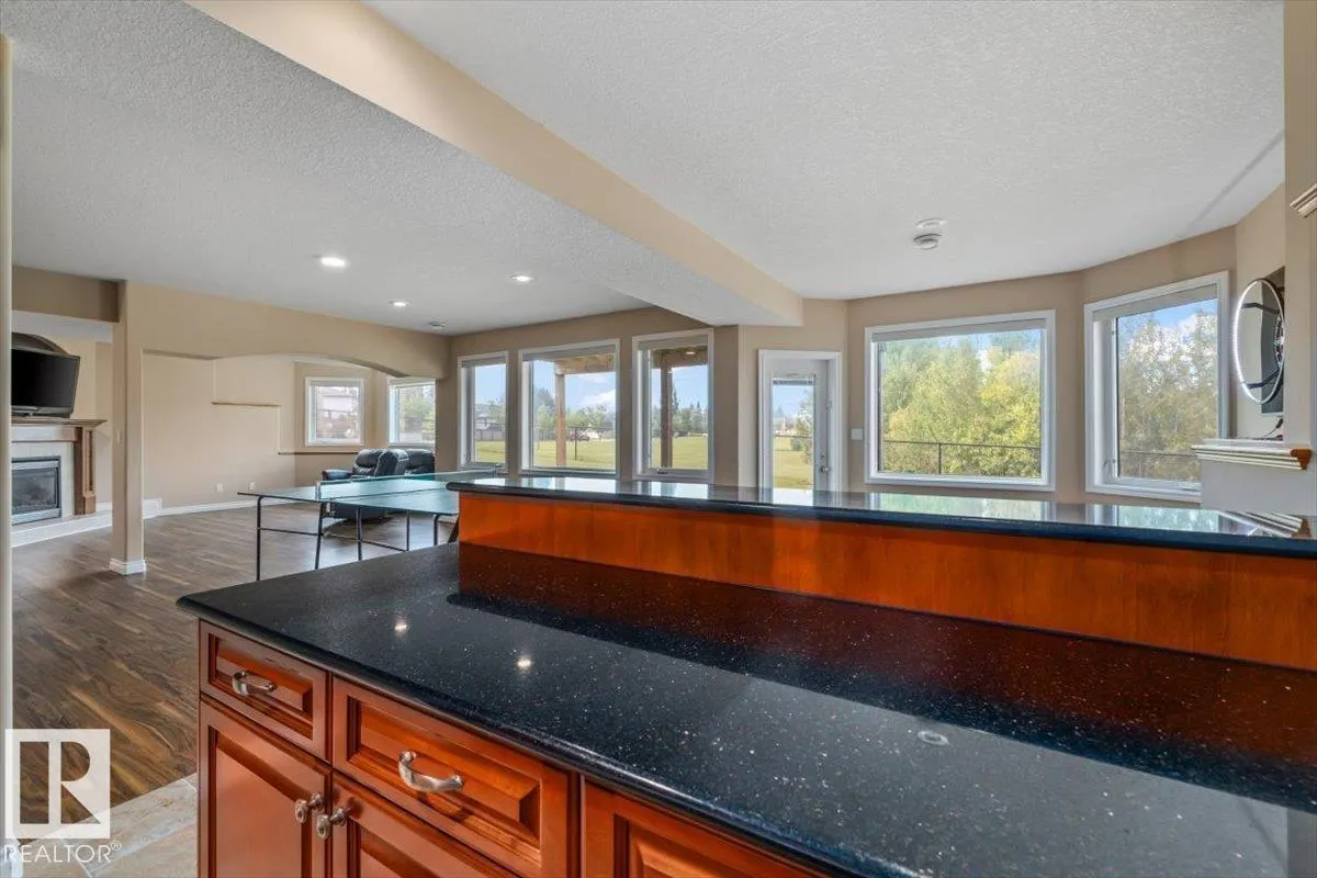 215 WESTERRA PT
