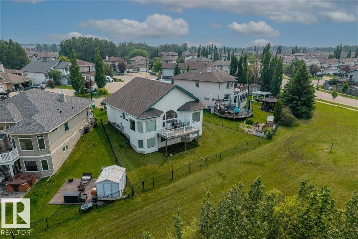 215 WESTERRA PT