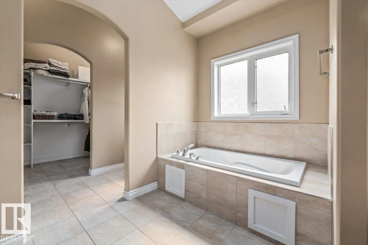 215 WESTERRA PT
