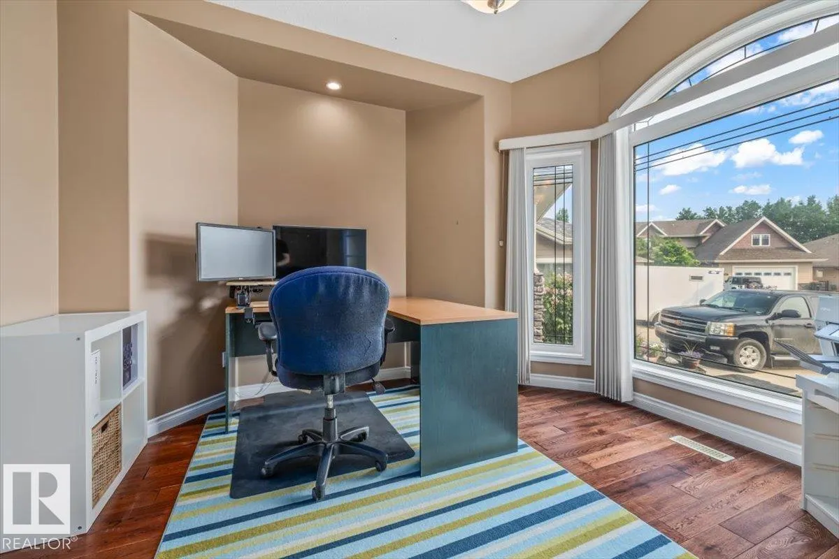 215 WESTERRA PT