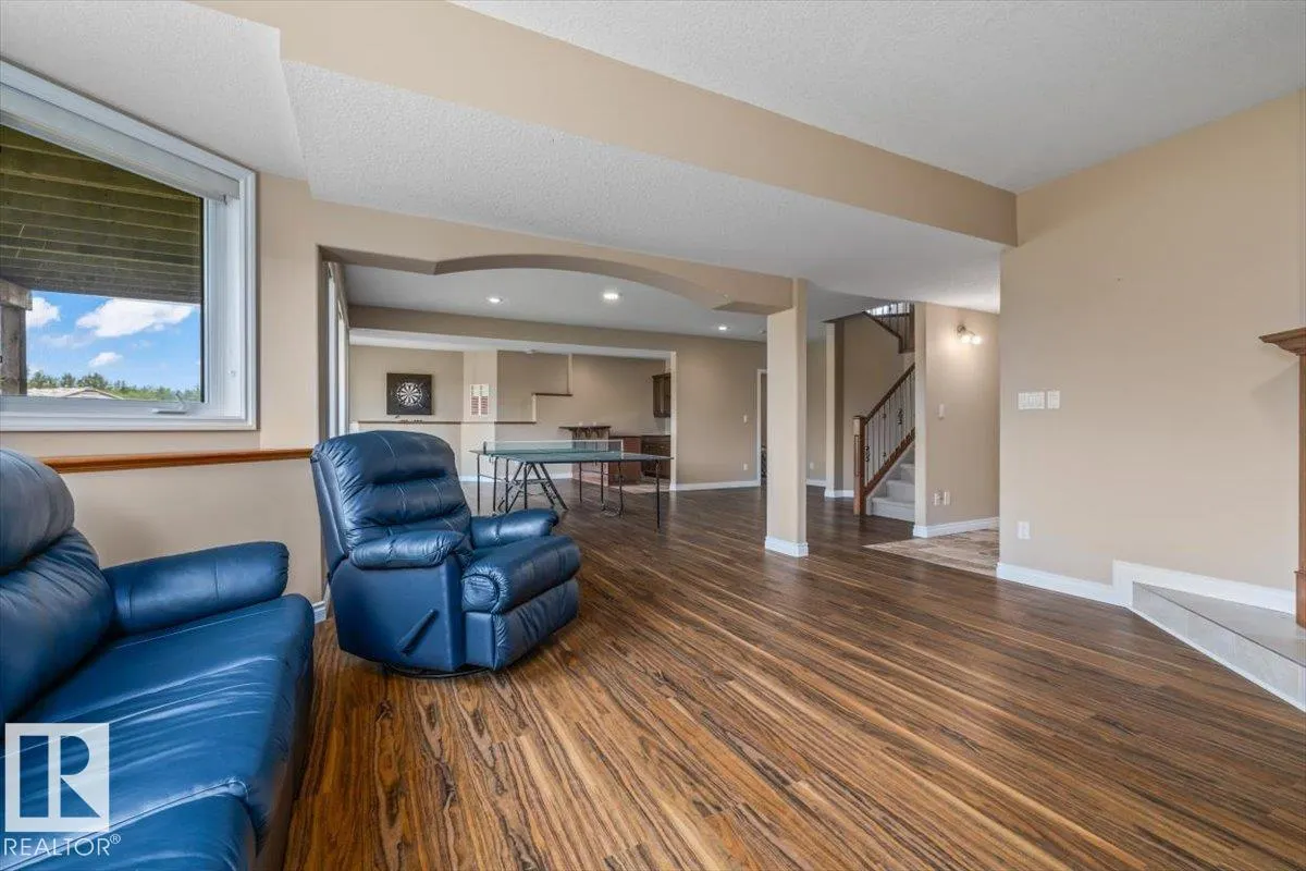215 WESTERRA PT