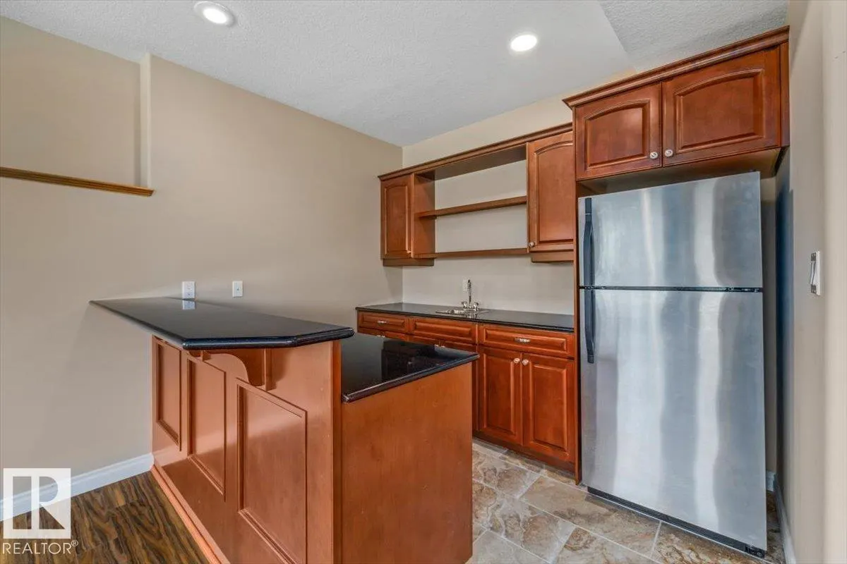 215 WESTERRA PT
