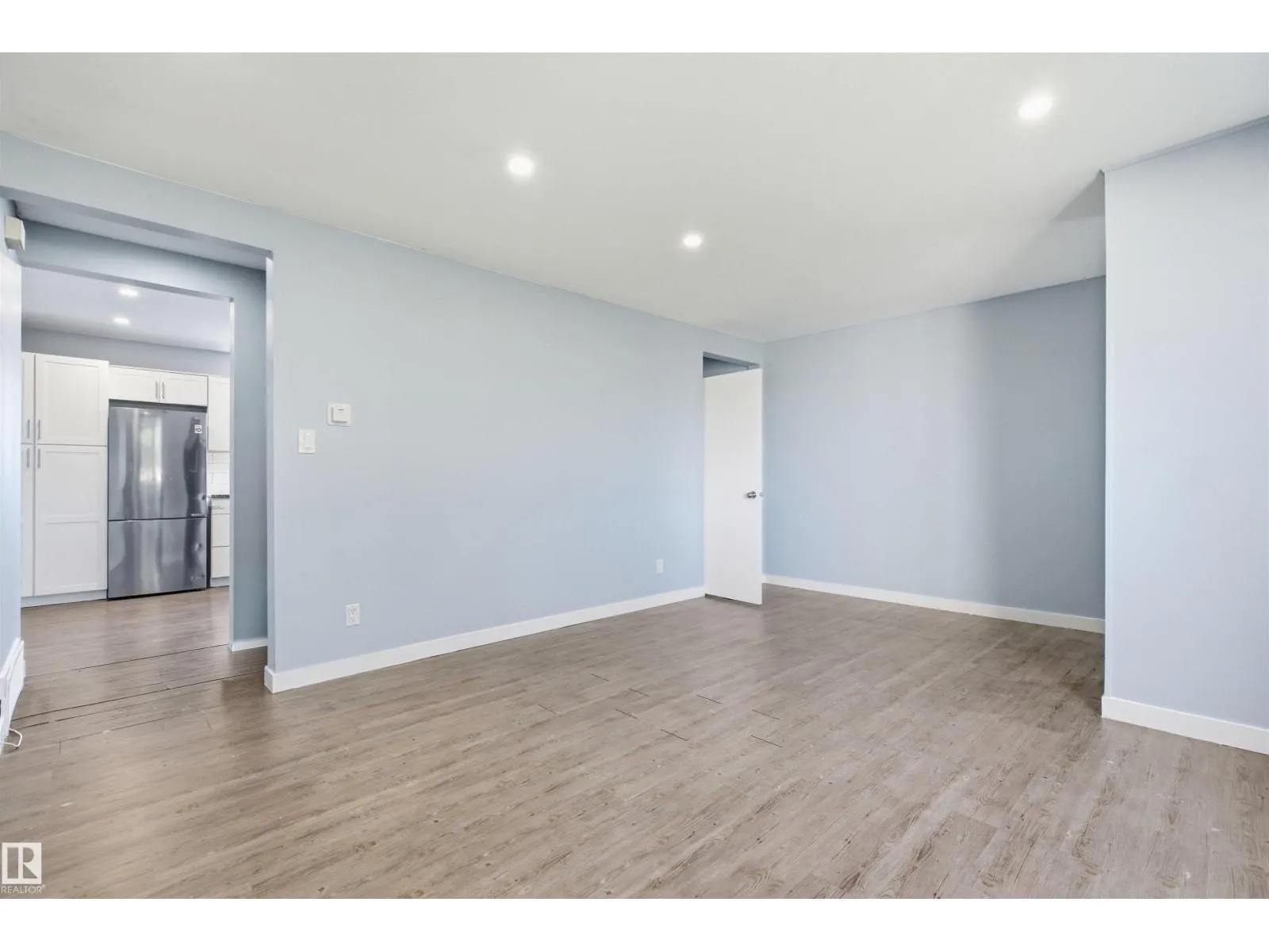 13223 85 ST NW