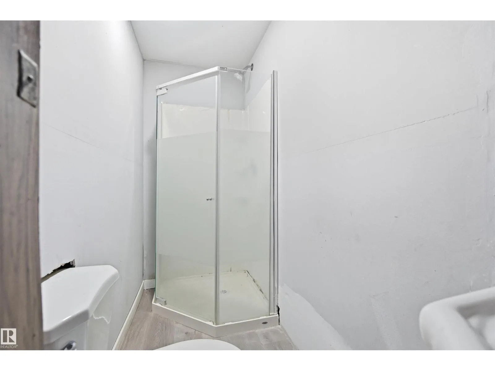 13223 85 ST NW