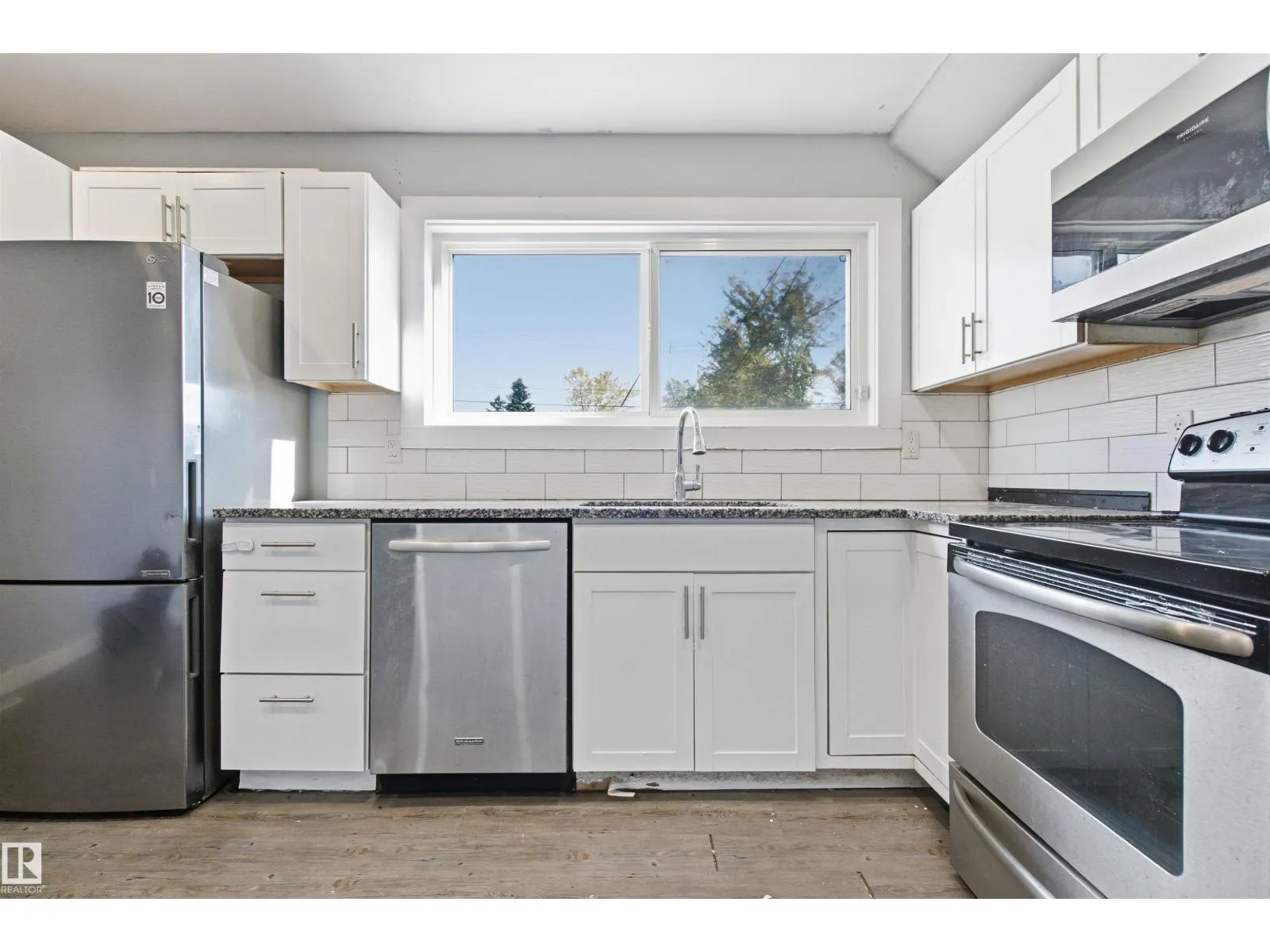 13223 85 ST NW