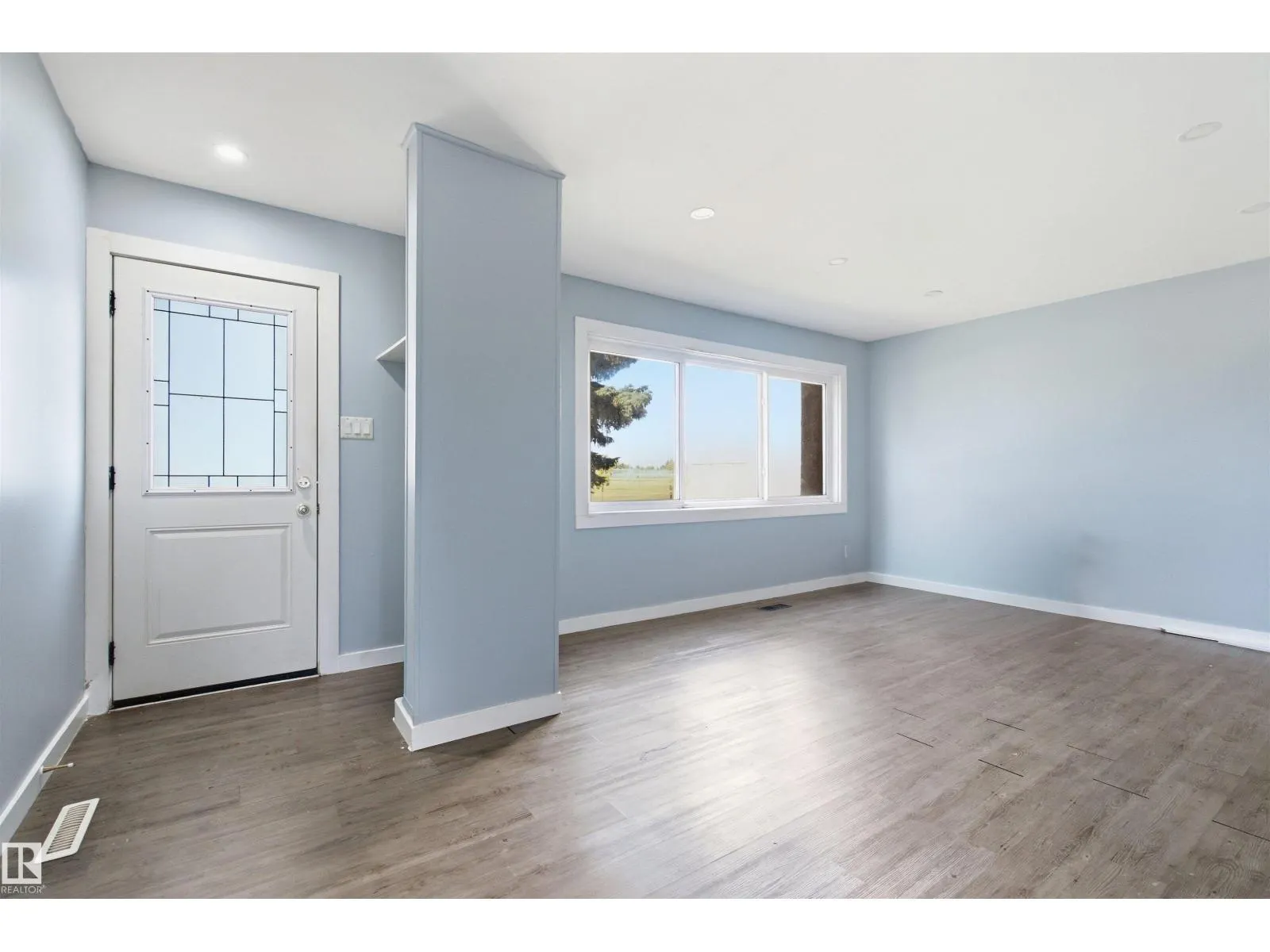 13223 85 ST NW