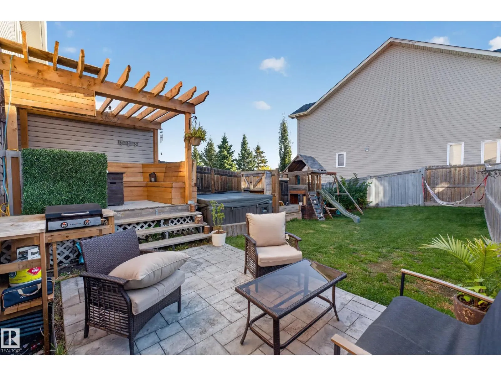83 RADCLIFFE WD