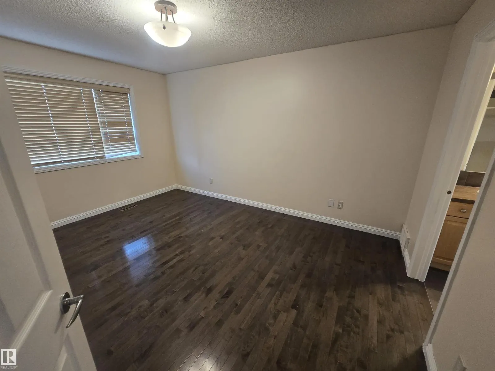 13812 149 AV NW