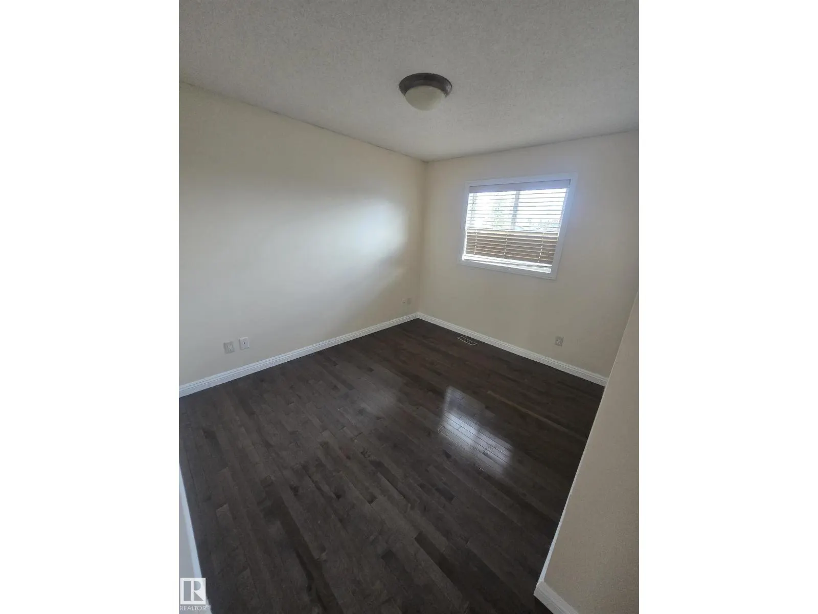 13812 149 AV NW