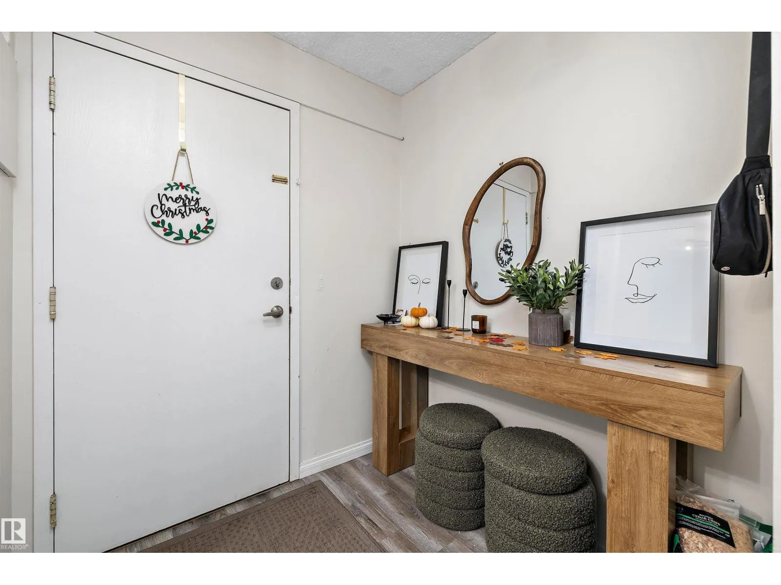 #302 51 BROWN ST