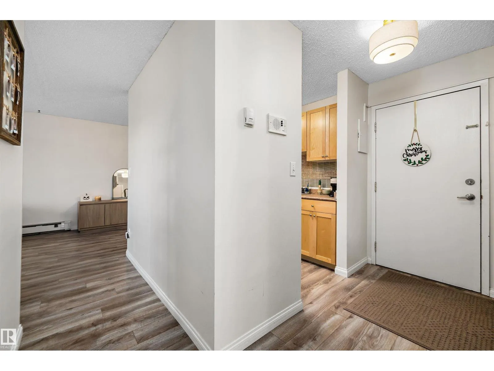 #302 51 BROWN ST