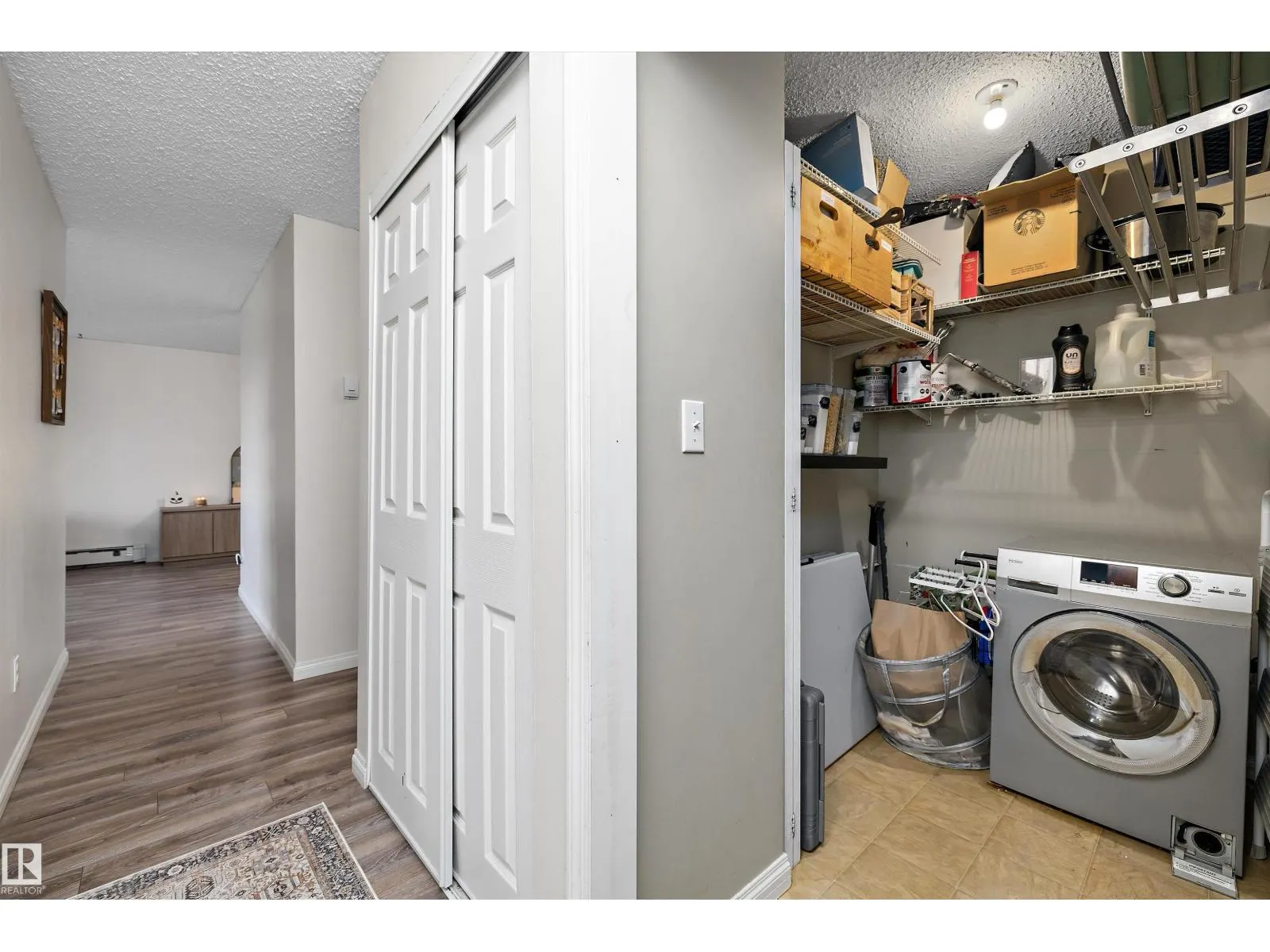 #302 51 BROWN ST